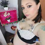 White_Squirt stripchat livecam show performer room profile