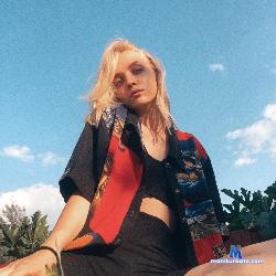 MaryCooperGray stripchat livecam performer profile