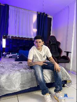 loversinlove_ stripchat livecam performer profile