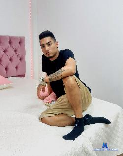 sexy_couple_and_very_hot stripchat livecam performer profile