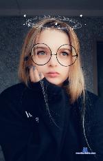 luciernagaa stripchat livecam show performer room profile