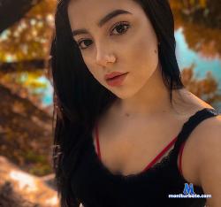 MSKriss stripchat livecam performer profile