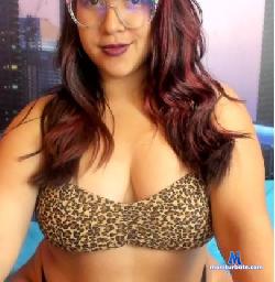 shara_ stripchat livecam performer profile