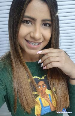 Chiqui_piel_canela_ stripchat livecam performer profile