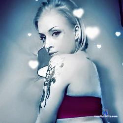 remiroyalty stripchat livecam performer profile