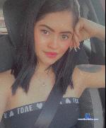 angiemoonl stripchat livecam show performer room profile