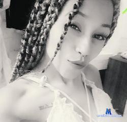 devi_black13 stripchat livecam performer profile
