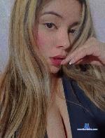 hana_Grey stripchat livecam show performer room profile