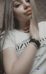 Lynne_Wells stripchat livecam show performer room profile