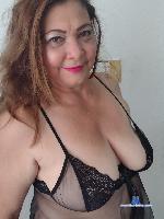 hotfarina stripchat livecam show performer room profile