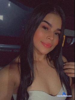 bresly_hot stripchat livecam performer profile