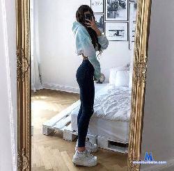 AllwiChristmut stripchat livecam performer profile