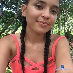 Girl_sweet18 stripchat livecam performer profile