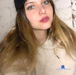 NellyMads stripchat livecam show performer room profile