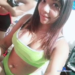 eskarlet_and_couple stripchat livecam performer profile