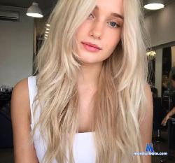 Mersedes_s stripchat livecam performer profile