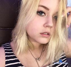 April1May stripchat livecam performer profile