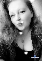 Hoopliefde stripchat livecam show performer room profile