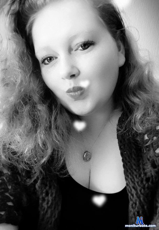 Hoopliefde Stripchat performer girls age Young auto Tag Interactive Toy auto Tag Lovense specifics Big Ass specifics Big Tits mobile ethnicity White hair Color Red do Topless do Sex Toys hair Color Black body Type Medium subculture Romantic private Price Sixteen To Twenty Four small Audience tag Language Dutch do Oil Show