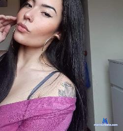 ARIANA_17_ stripchat livecam performer profile