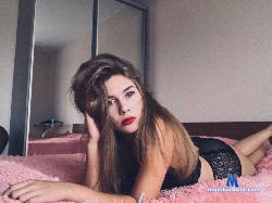 EseniaFrost stripchat livecam performer profile