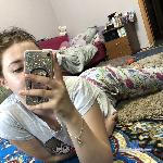 Karolinsss stripchat livecam show performer room profile