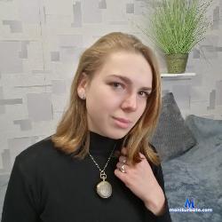 CharlinHotHot stripchat livecam performer profile
