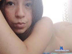 kitty-2 stripchat livecam performer profile