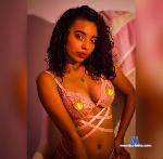 Amaia_Mendoza stripchat livecam show performer room profile