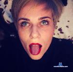 JaneRouge stripchat livecam show performer room profile