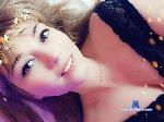 HotCarolineXO stripchat livecam show performer room profile