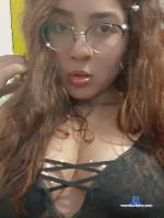 akane-lz stripchat livecam show performer room profile