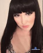 Hoa_Chan stripchat livecam show performer room profile