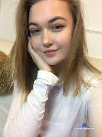 SollyBrenly stripchat livecam show performer room profile