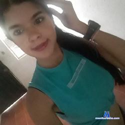 vicky_l stripchat livecam performer profile