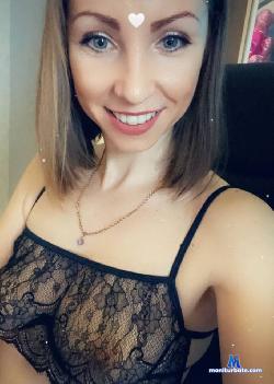 SuzieDiamondd stripchat livecam performer profile
