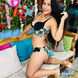 LauraGoldman stripchat livecam performer profile