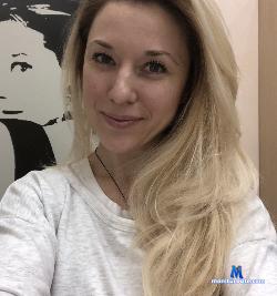 AlexaParadise stripchat livecam performer profile