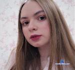 EmmaHiix stripchat livecam show performer room profile