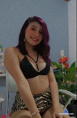 Scarlett_Fox21 stripchat livecam performer profile