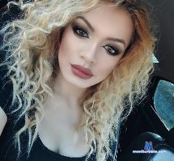 AdellaBlack stripchat livecam performer profile