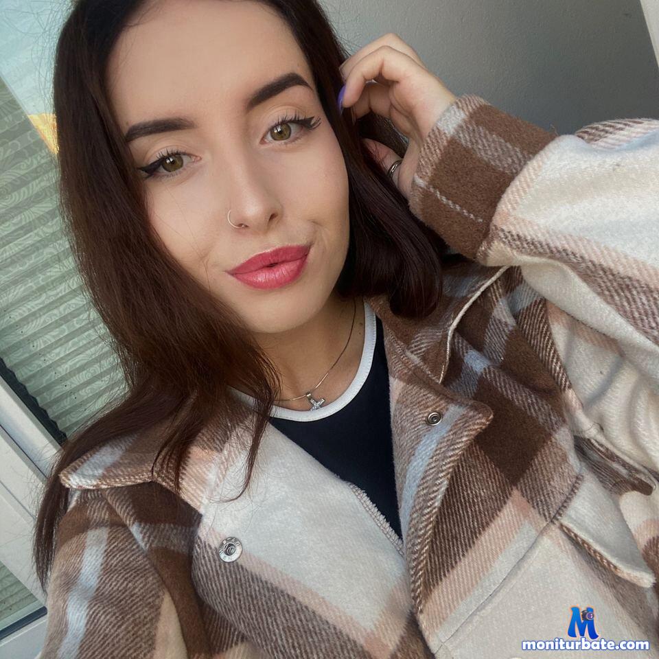 AlisaGrate Stripchat performer girls age Young private Price Thirty Two Sixty do Play Games specifics Big Ass specifics Big Tits ethnicity White hair Color Red do Talk do Topless hair Color Black body Type Medium do Titty Fuck subculture Romantic small Audience