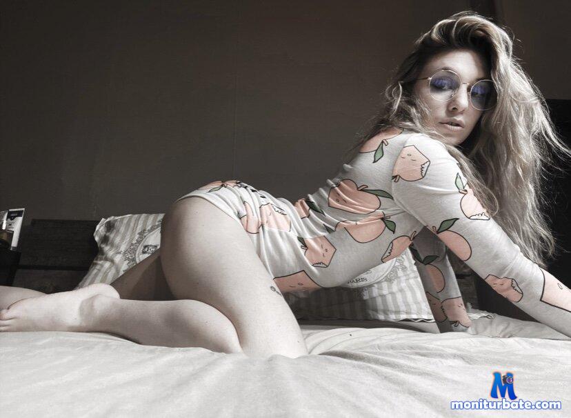 carlalive6 Stripchat performer