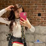 KikiL0ve stripchat livecam show performer room profile
