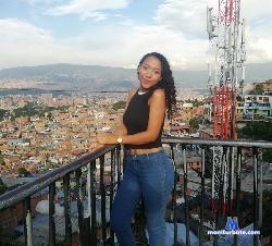 Naomilopez_ stripchat livecam performer profile