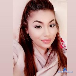 Ella_sweety stripchat livecam performer profile