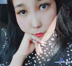 Ariagone stripchat livecam performer profile