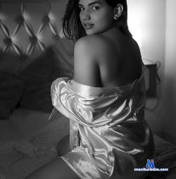 molly-molina stripchat livecam performer profile