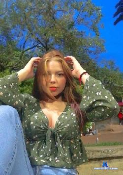 lanareyd stripchat livecam performer profile