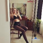 Loriel_Lipps stripchat livecam show performer room profile